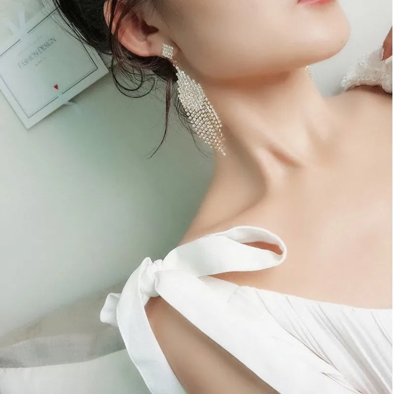 Vintage Crystal Tassel Drop Earrings – Elegant Geometric Multi-Strand Statement Earrings for Weddings, Galas & Evening Wear