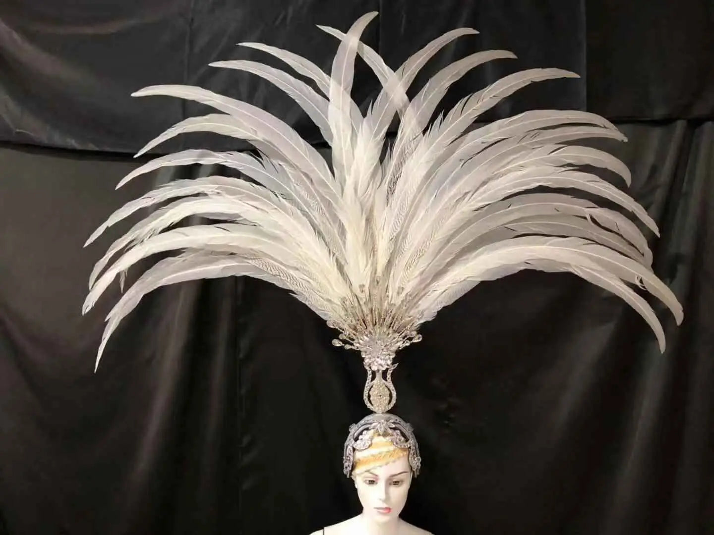 The Stardust Aurora – Premium Feathered Samba Carnival Headdress