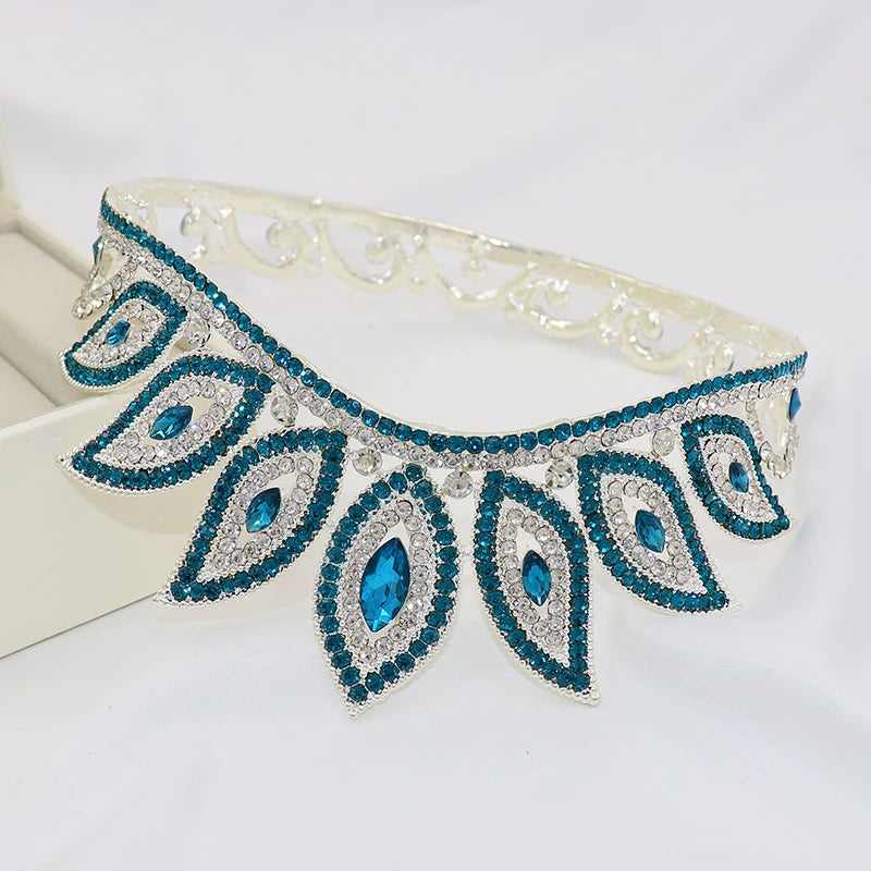 Crystal Bridal Tiara Crown – Vintage Queen Rhinestone Wedding Diadem in Gold or Silver