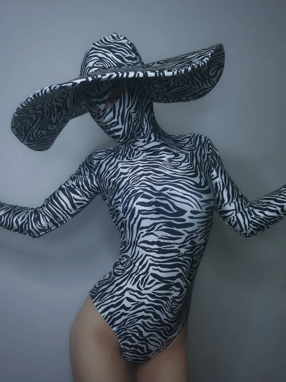 Zebra Stripe Cutout Bodysuit & Statement Big Hat 2-Piece Stage Dance Costume Set