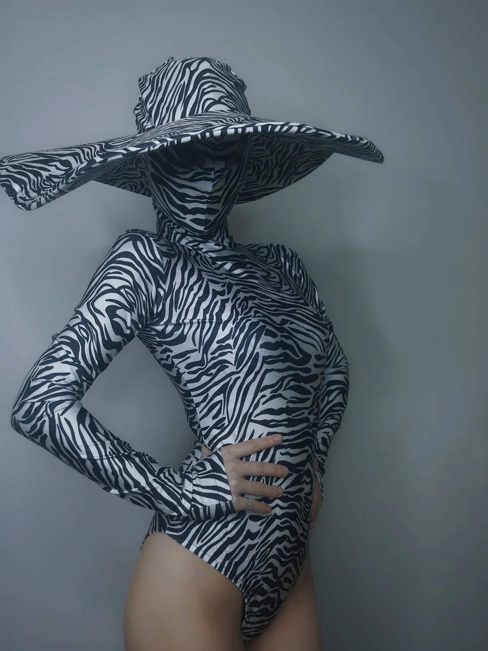 Zebra Stripe Cutout Bodysuit & Statement Big Hat 2-Piece Stage Dance Costume Set
