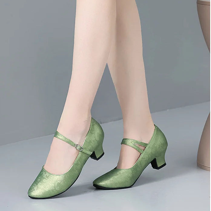 The Stardust Blossom Chinoiserie Dance Pump – Vintage Latin & Cabaret Heel