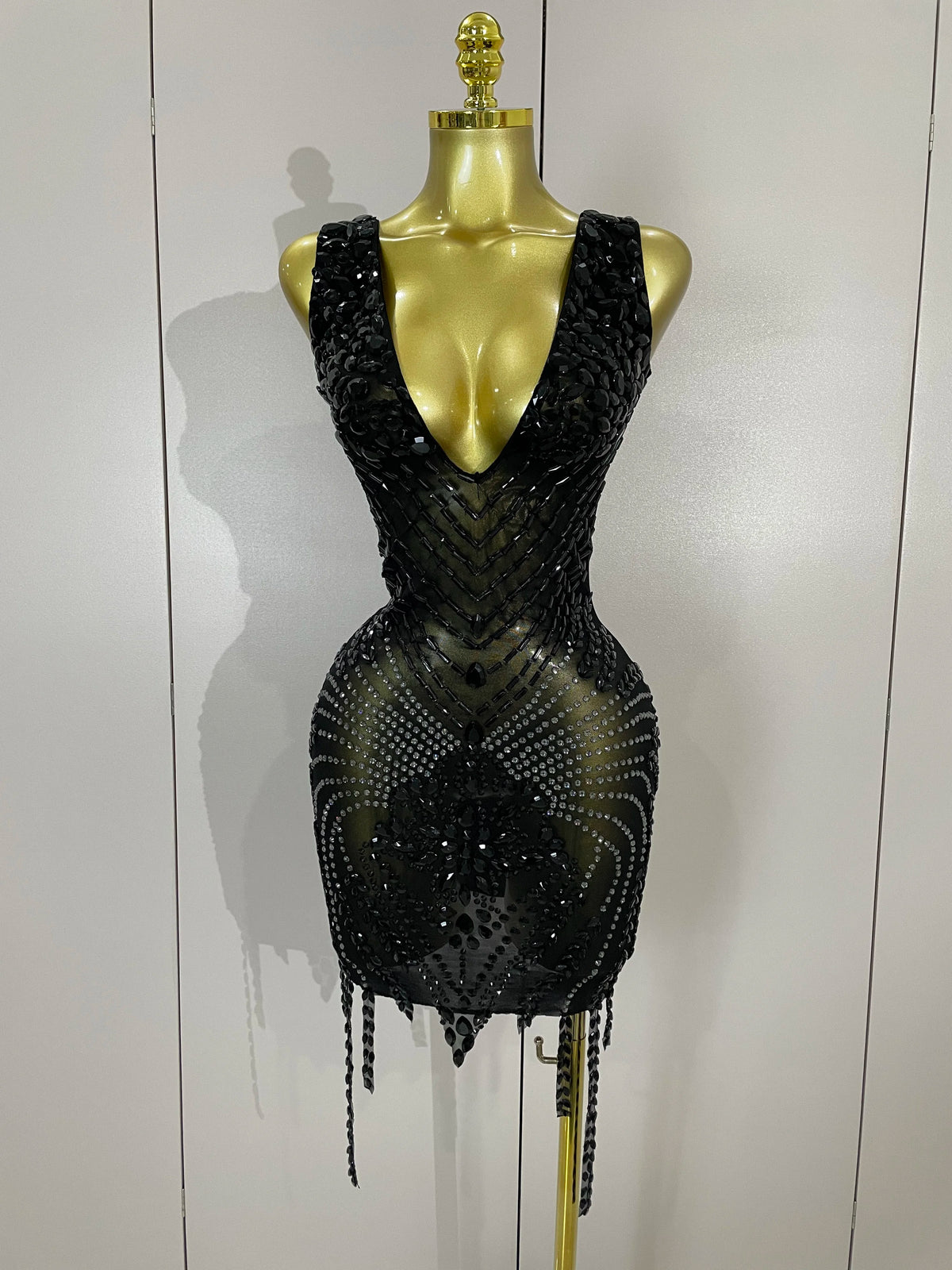 Vintage-Inspired Sparkly Rhinestone Mesh V-Neck Party Dress