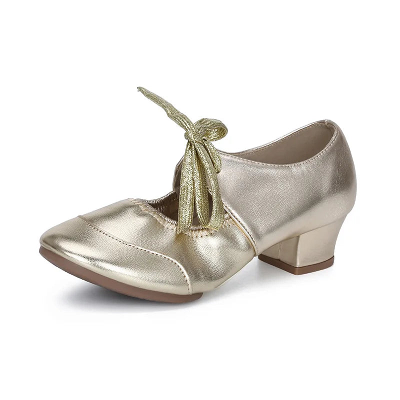 The Stardust Studio Oxford – Classic Lace-Up Practice Heel