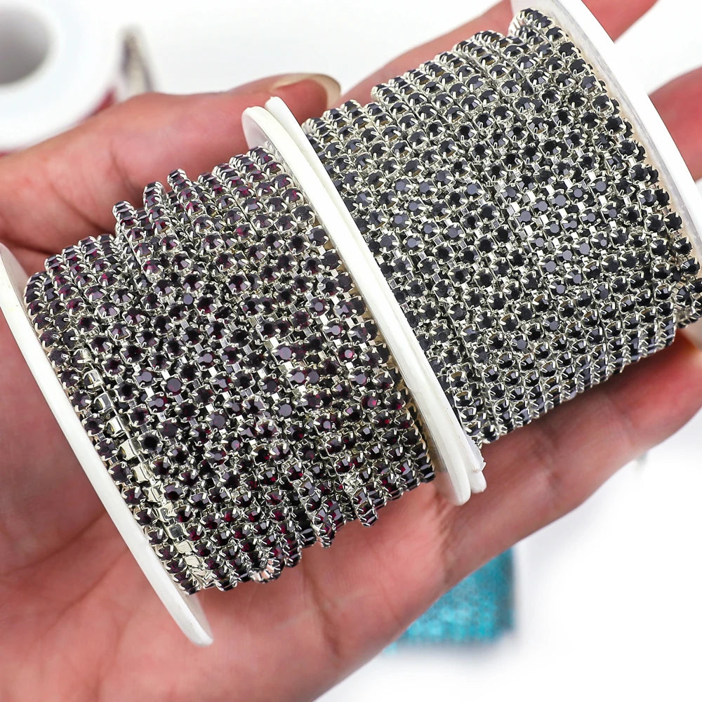 The Stardust Prism Stream – Premium Glass Crystal Close Rhinestone Cup Chain Trim