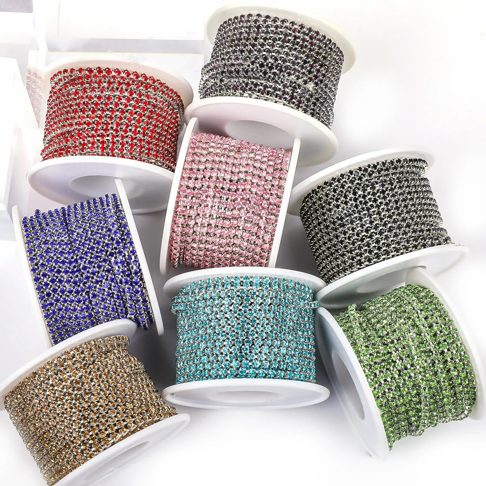 The Stardust Prism Stream – Premium Glass Crystal Close Rhinestone Cup Chain Trim