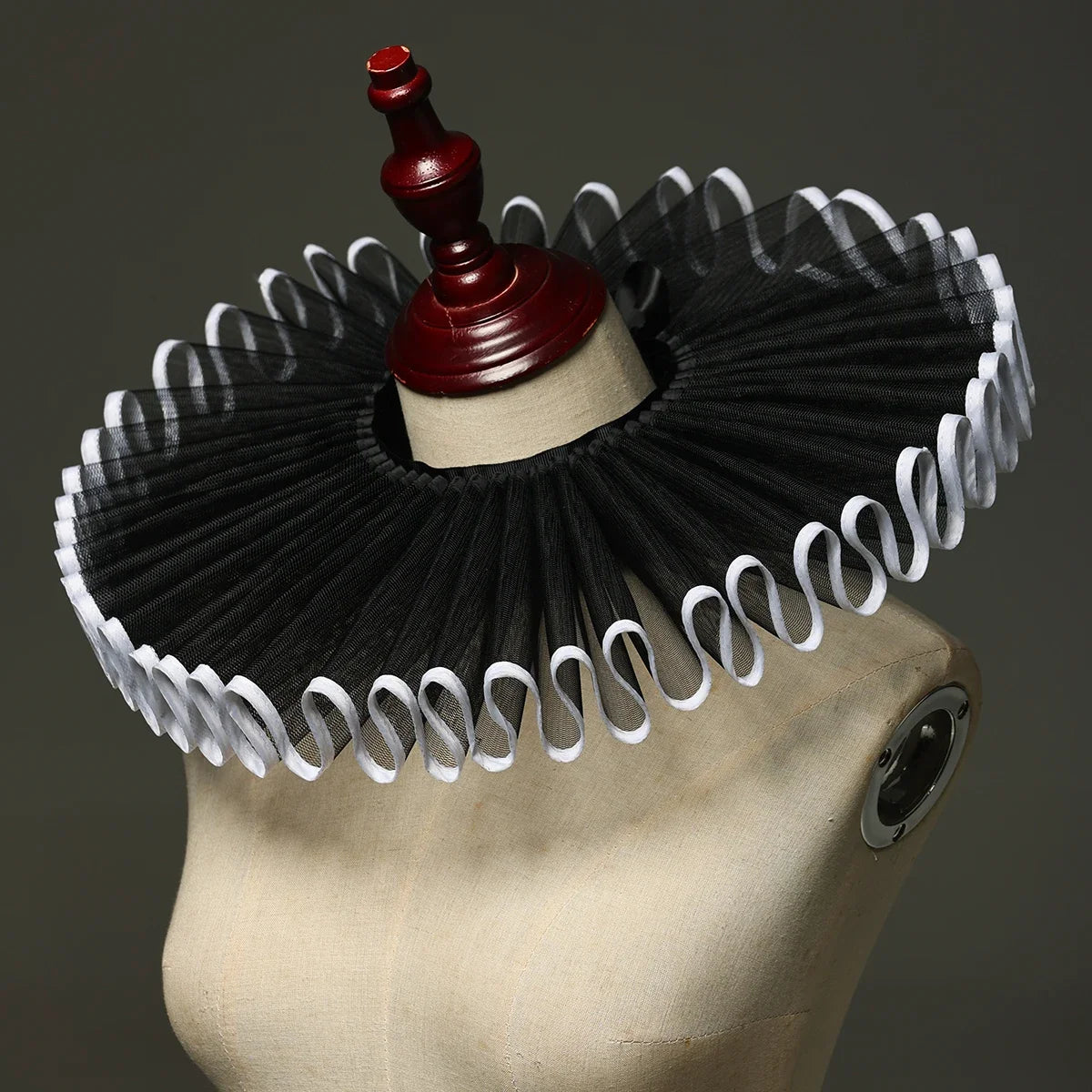 Vintage Renaissance Pleated Mesh Neck Ruff Gothic Clown Collar Choker Costume Accessory