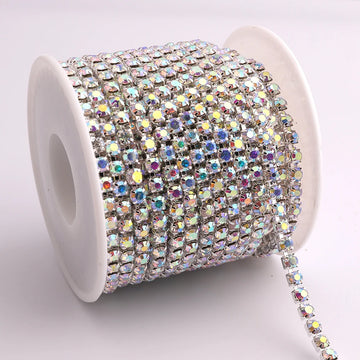 The Stardust Sparkle Claw – Deluxe Glass Crystal Strass Rhinestone Trim