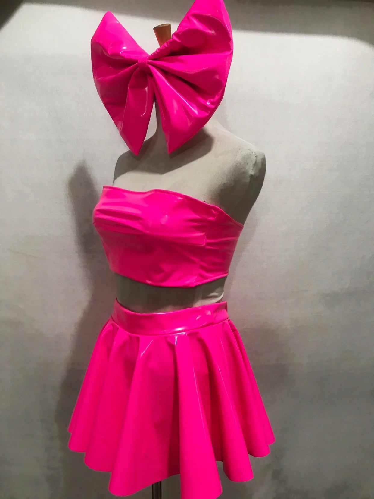 Patent Leather Bow Bralette, Pleated Mini Skirt & Headband 3-Piece Stage Dance Costume Set