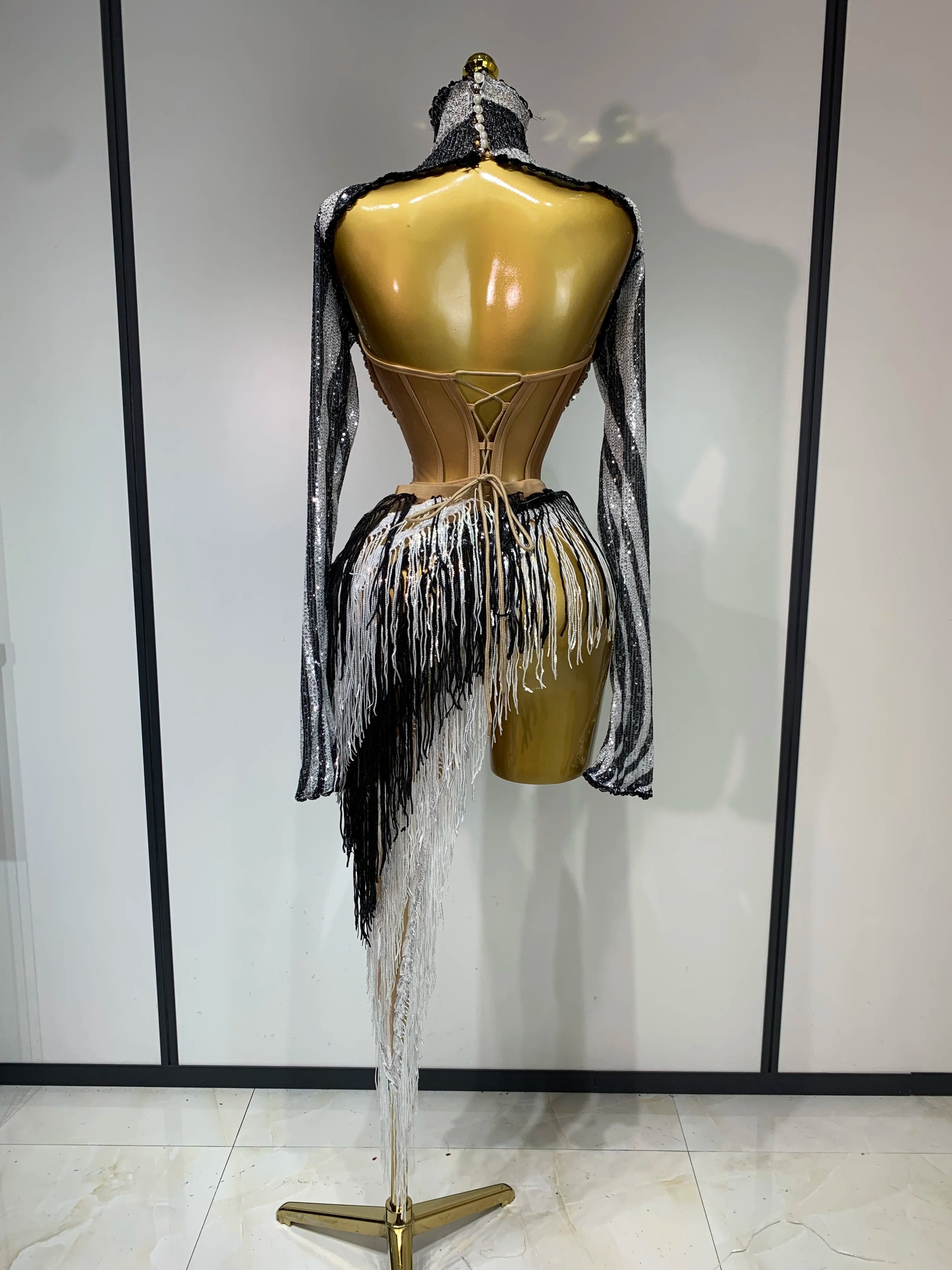 Sequined Long-Sleeve Diamond Top & Asymmetric Fringe Skirt 2-Piece Latin Dance Costume Set
