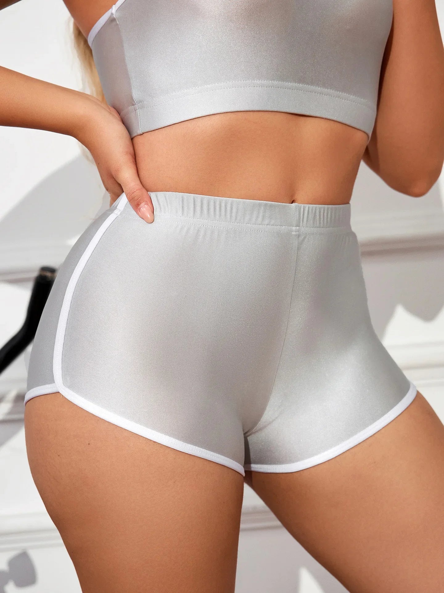 Metallic High-Stretch Crop Tank & Shaping Shorts 2-Piece Activewear Set
