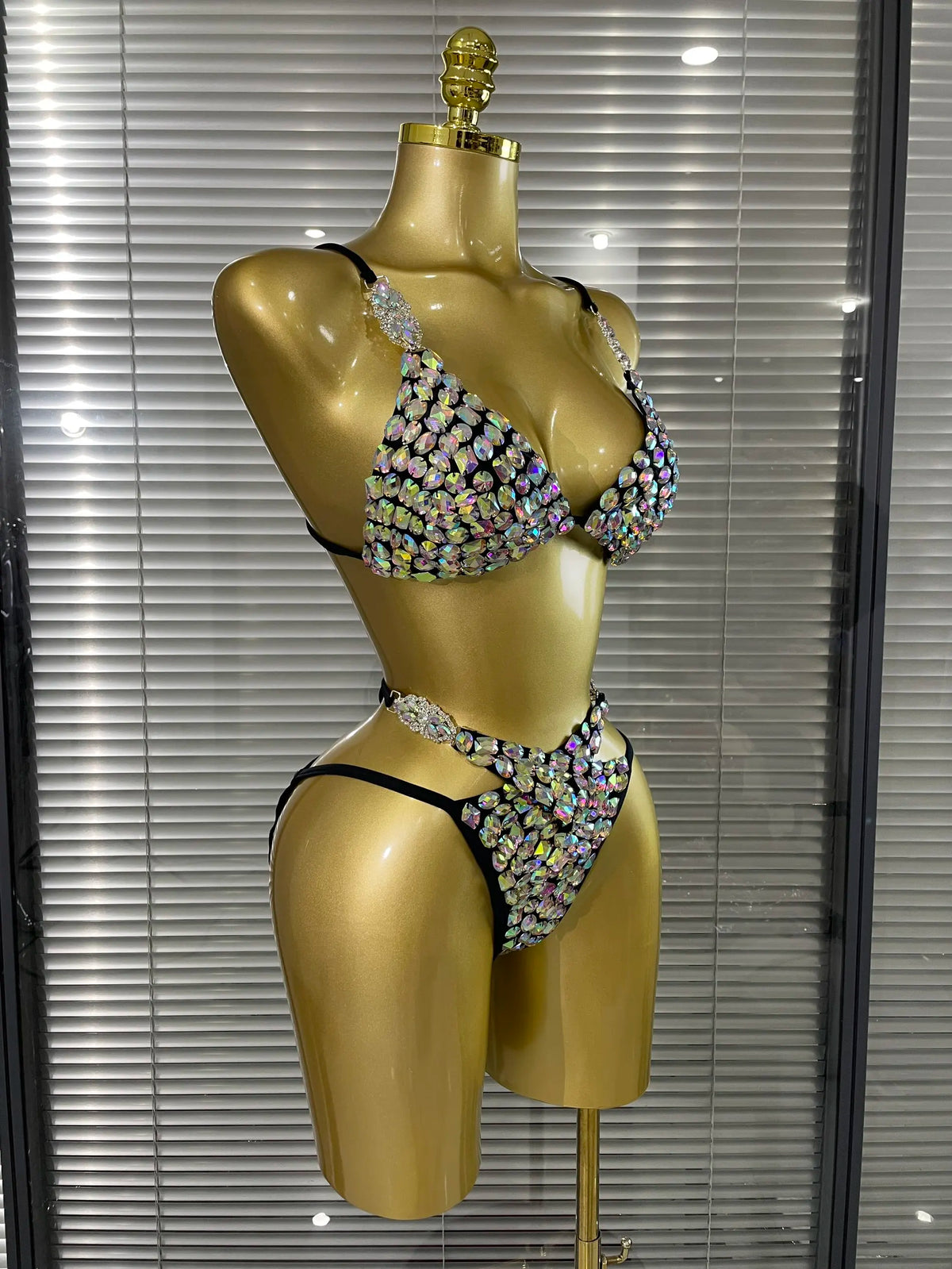 Women Sparkly Crystal Halter 2 Pieces Bikini Set Summer Vacation Beach Style Celebrate Swimsuit Swimwear