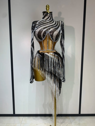 Sequined Long-Sleeve Diamond Top & Asymmetric Fringe Skirt 2-Piece Latin Dance Costume Set