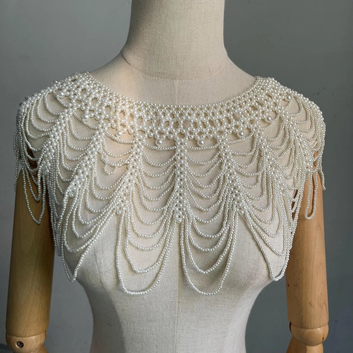 Multilayer Pearl-Look Halter Shoulder Chain