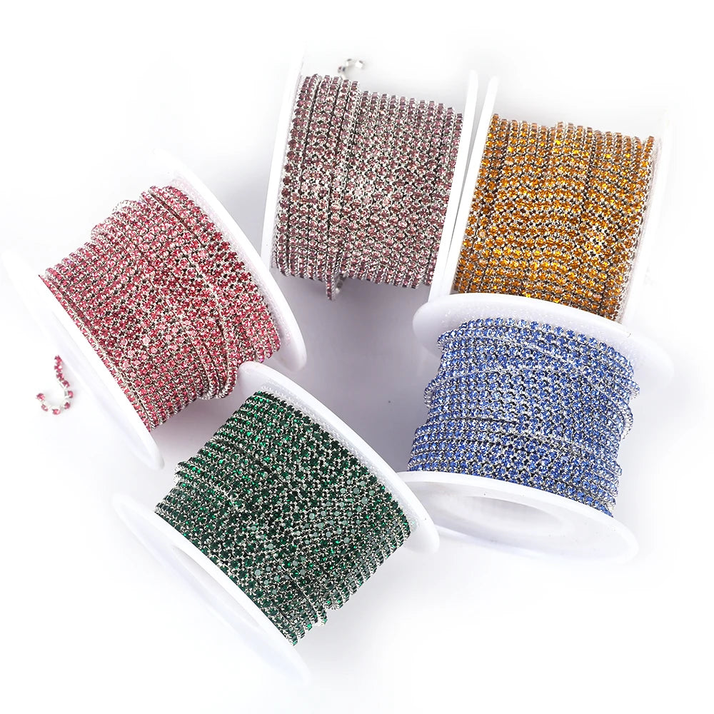 The Stardust Prism Stream – Premium Glass Crystal Close Rhinestone Cup Chain Trim