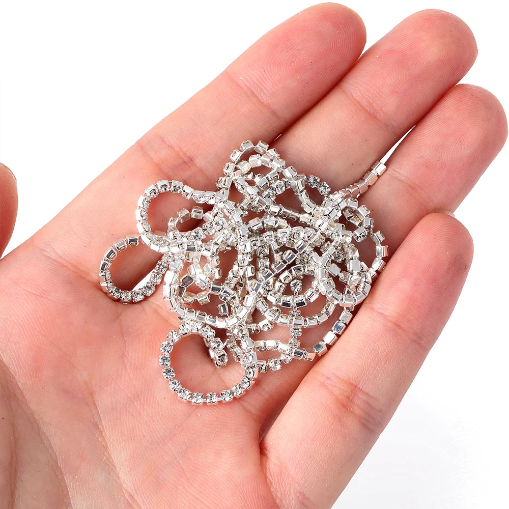 The Stardust Sparkle Claw – Premium Glass Crystal Strass Rhinestone Trim