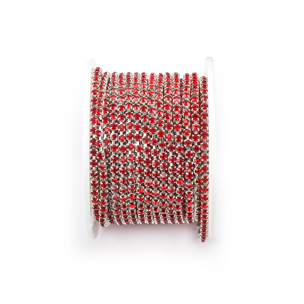The Stardust Prism Stream – Premium Glass Crystal Close Rhinestone Cup Chain Trim