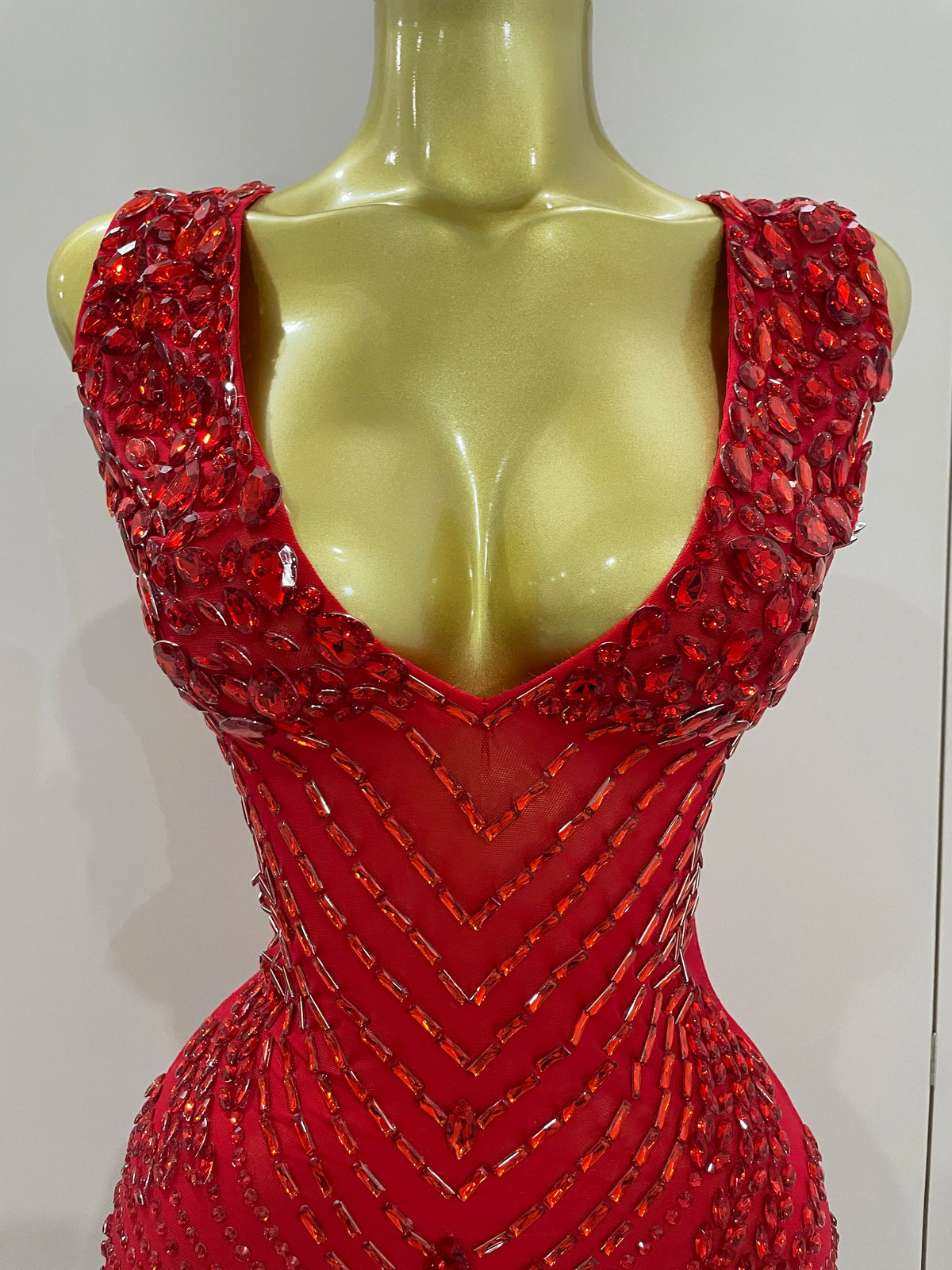Vintage-Inspired Sparkly Rhinestone Mesh V-Neck Party Dress