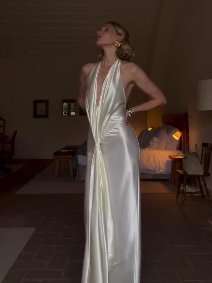 Showgirl Style Deep V Solid Color Backless Maxi Dress